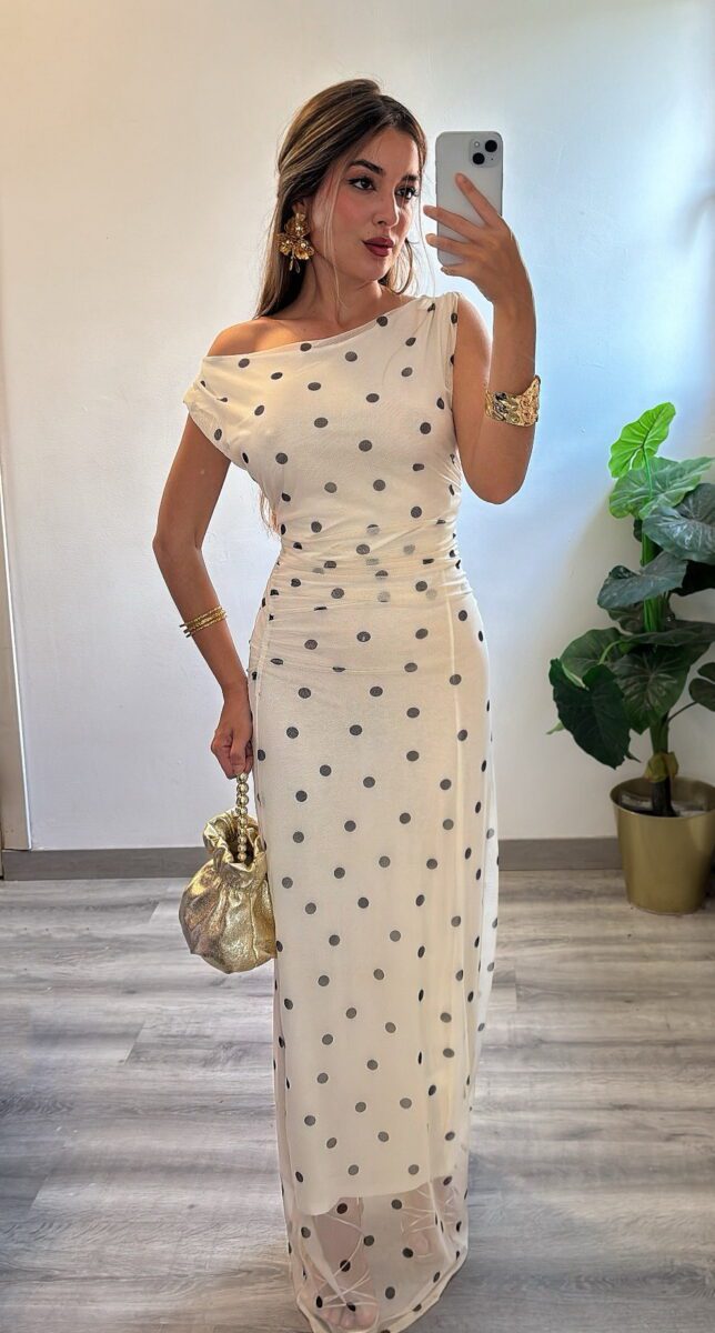 vestido lunares tul